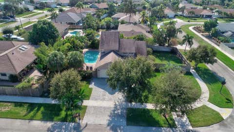 Tiny photo for 4140 Woods End Road, Boca Raton, FL 33487 (MLS # B26032944)