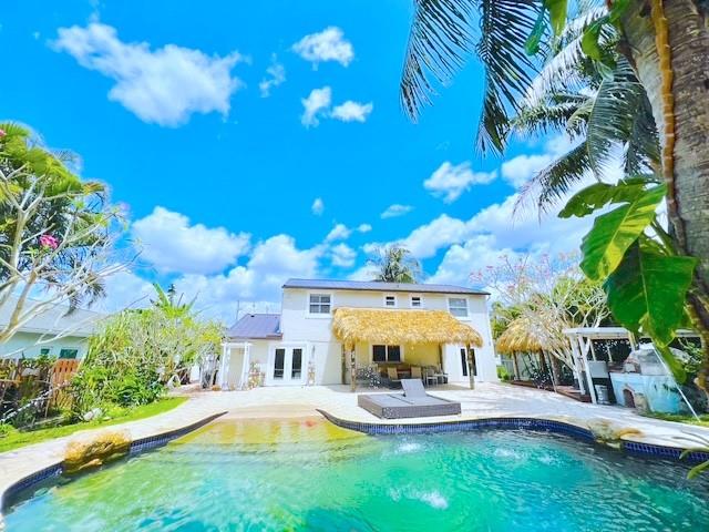 7444 Seabreeze Dr