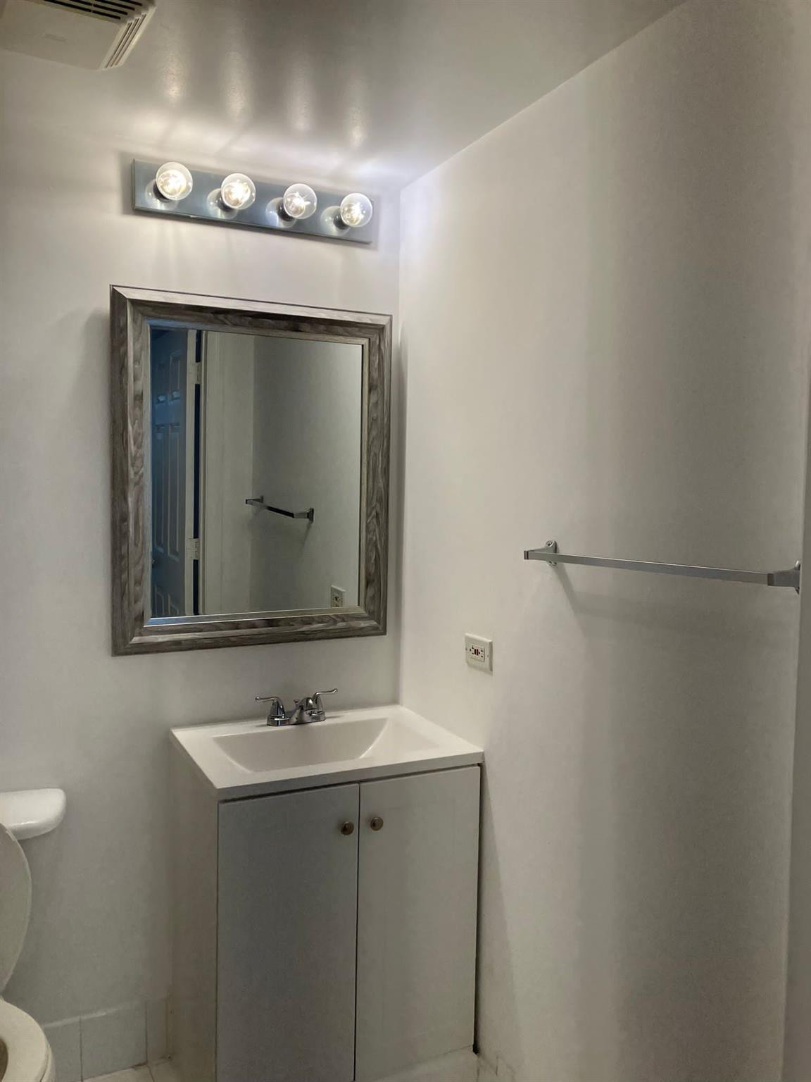 Porto Bellagio Condo - Residential Lease