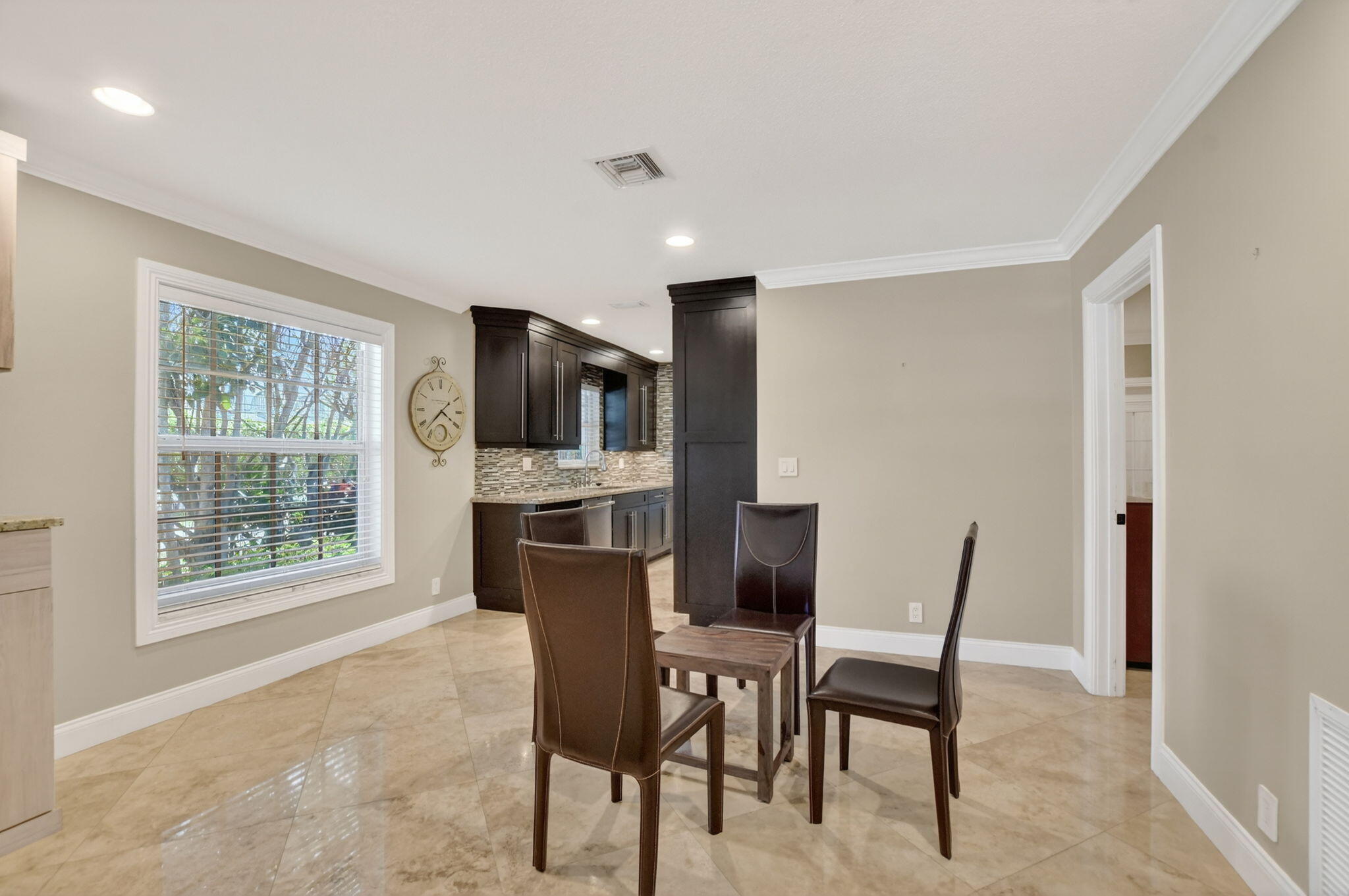 SEVEN SEVENTY EAST CAMINO REAL - Residential