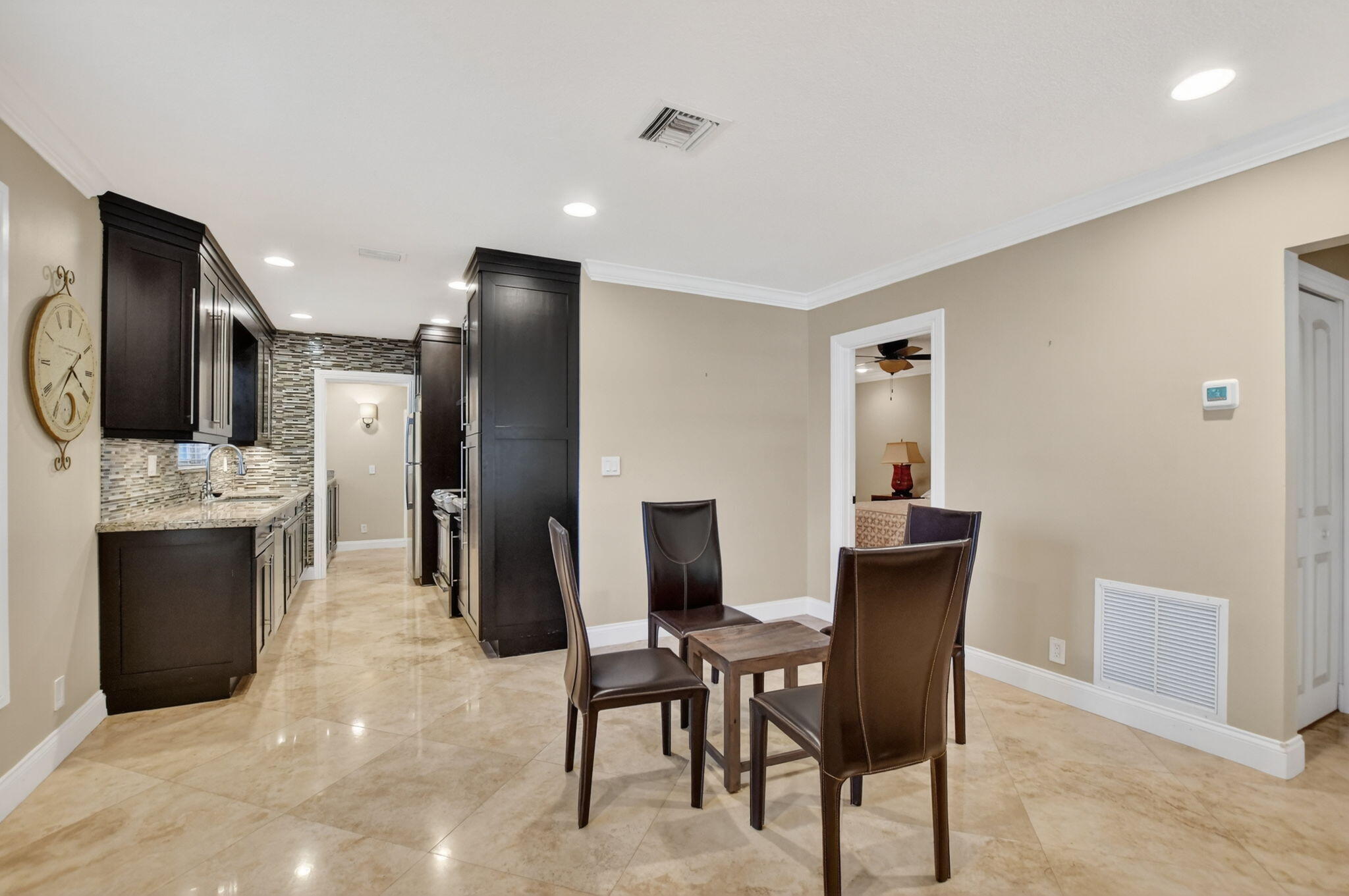 SEVEN SEVENTY EAST CAMINO REAL - Residential