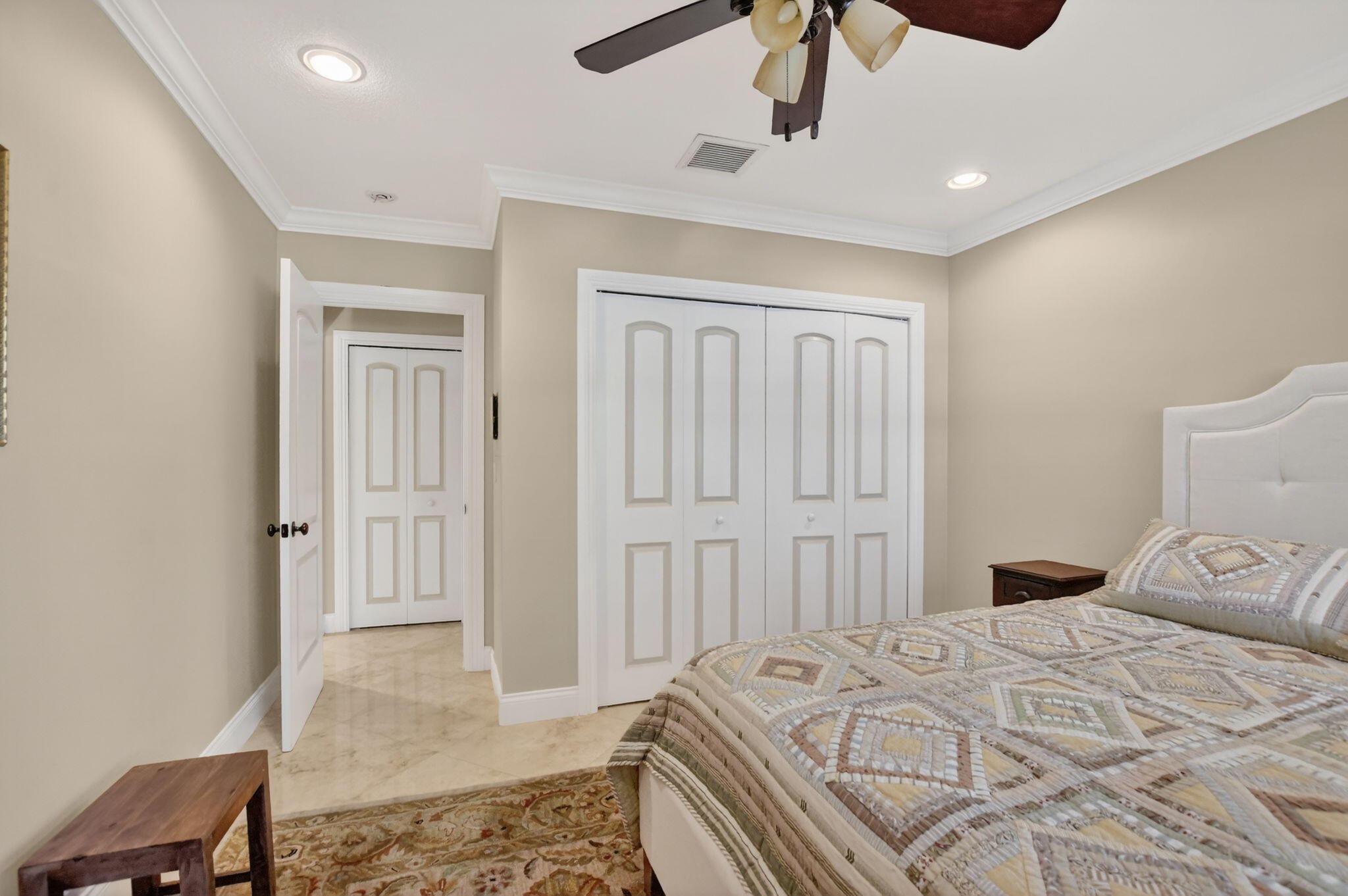 SEVEN SEVENTY EAST CAMINO REAL - Residential