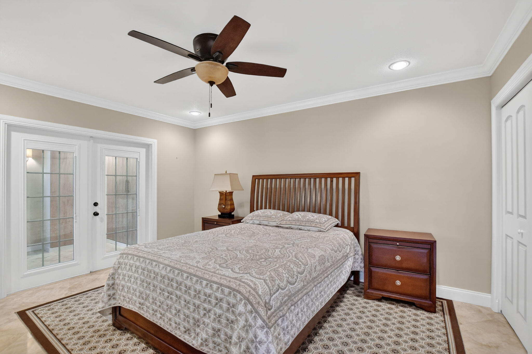 SEVEN SEVENTY EAST CAMINO REAL - Residential