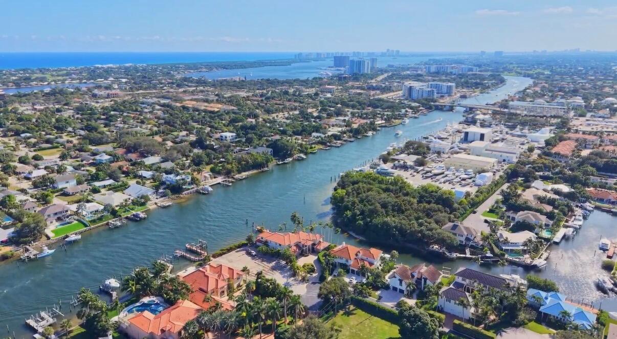 BAY VILLAGE HARBOUR - Residential