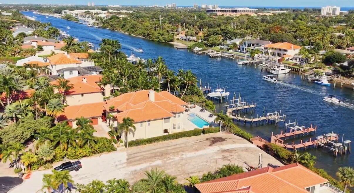 BAY VILLAGE HARBOUR - Residential