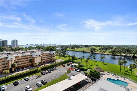 A home in North Palm Beach