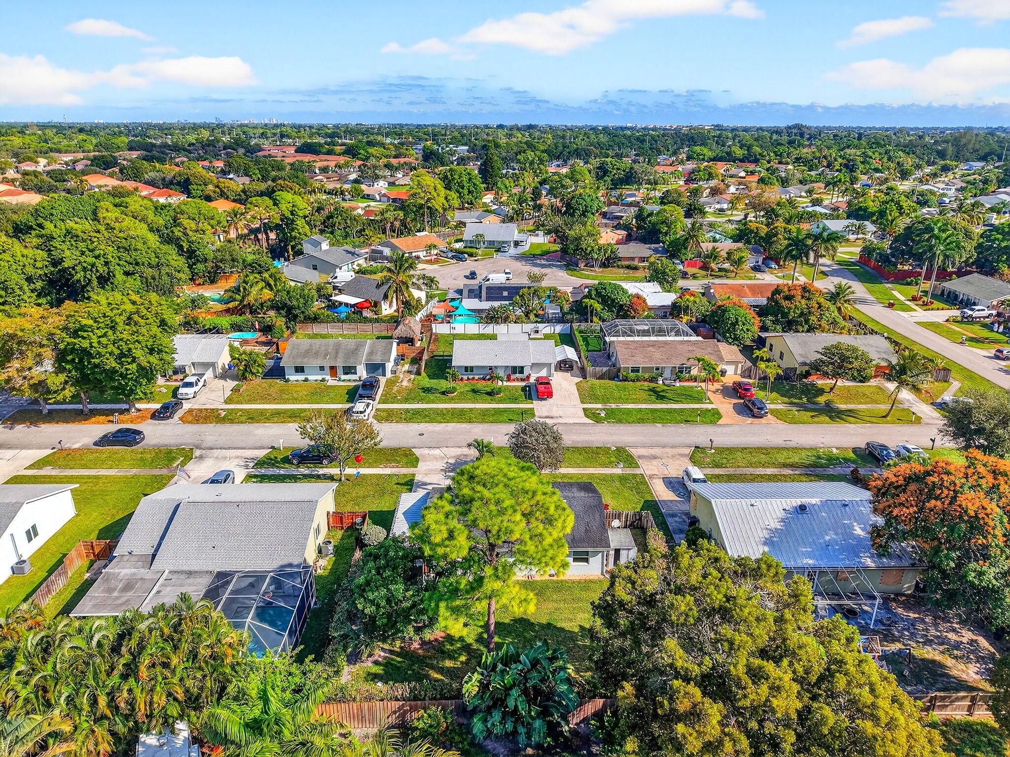 CONCEPT HOMES OF LANTANA - Residential Lease