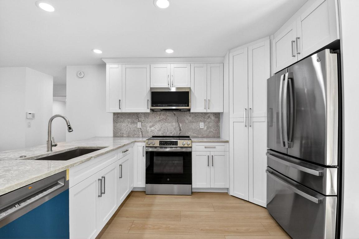 CONCEPT HOMES OF LANTANA 2 - Residential Lease