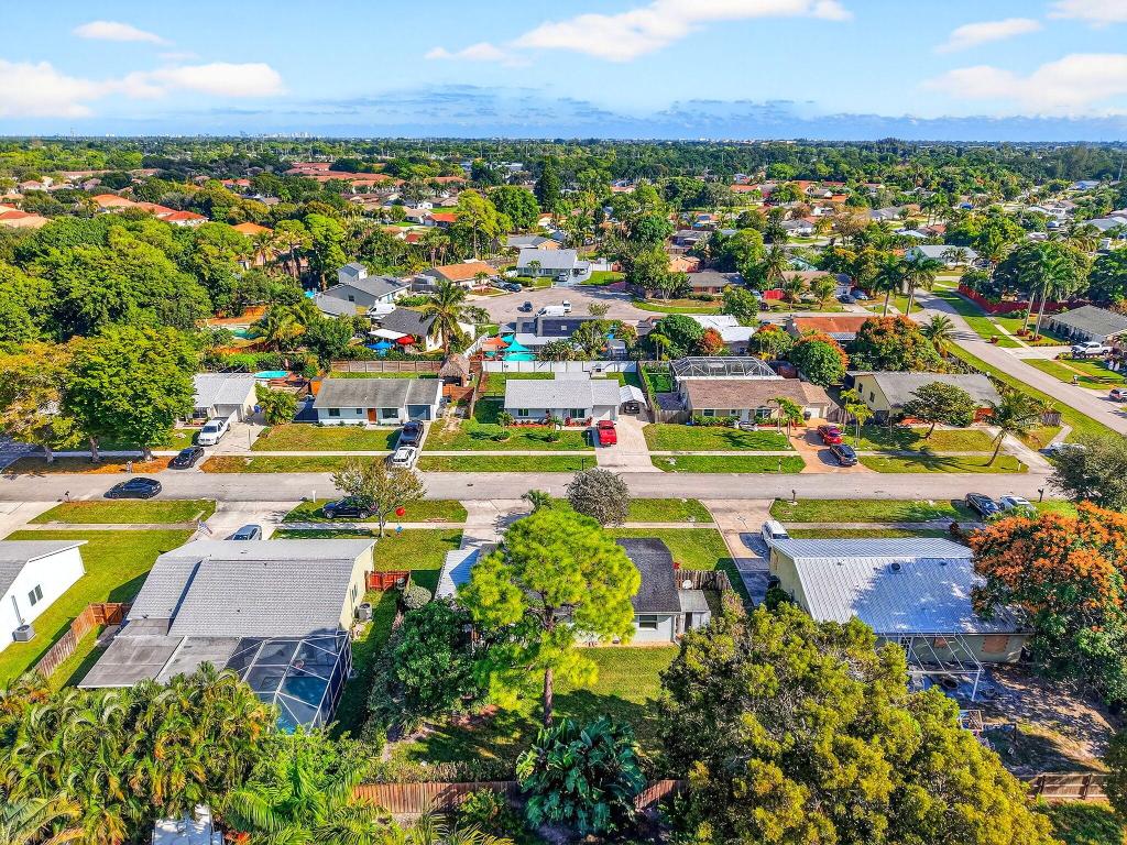 CONCEPT HOMES OF LANTANA 2 - Residential Lease