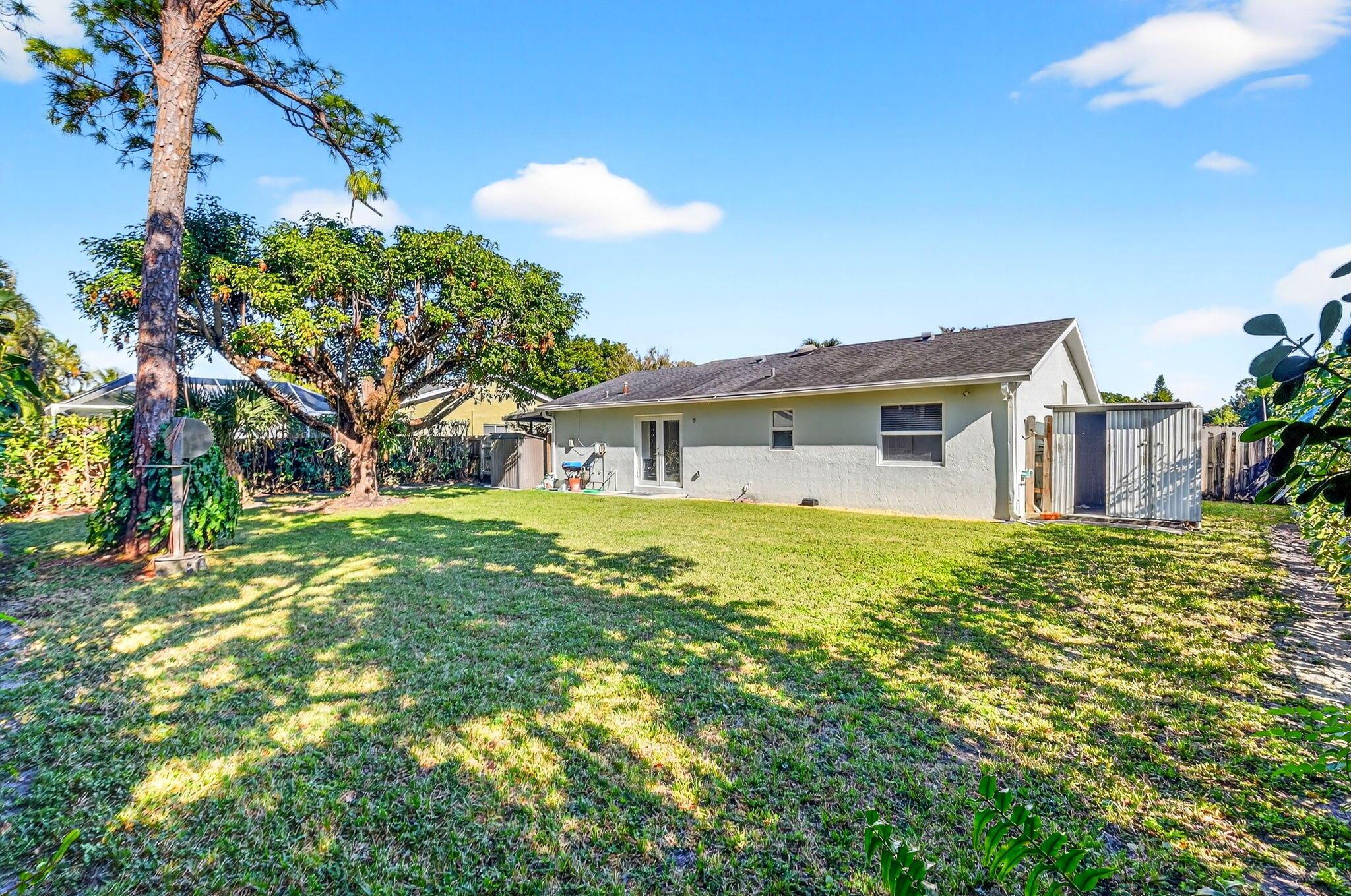 CONCEPT HOMES OF LANTANA - Residential Lease