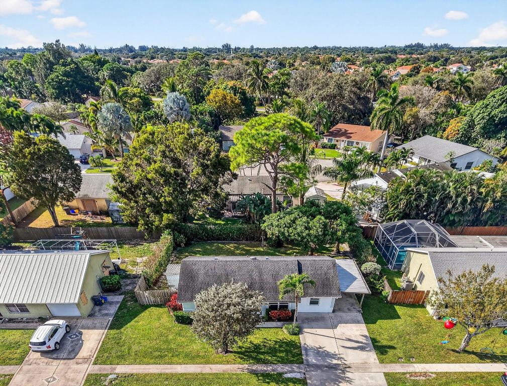 CONCEPT HOMES OF LANTANA 2 - Residential Lease