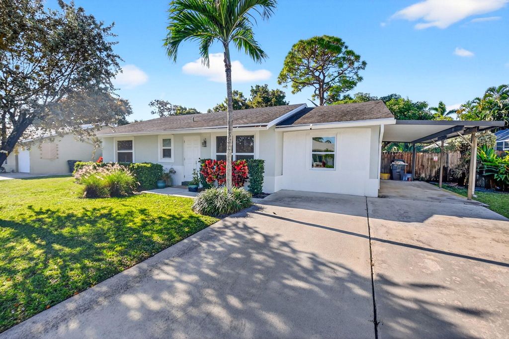 Photo of 4896 Neros Circle, Lake Worth, FL 33463 (MLS # R11150992)