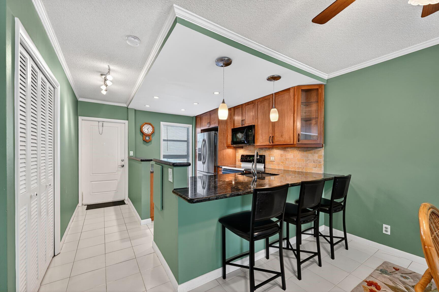 1200 SW 12th Street 301