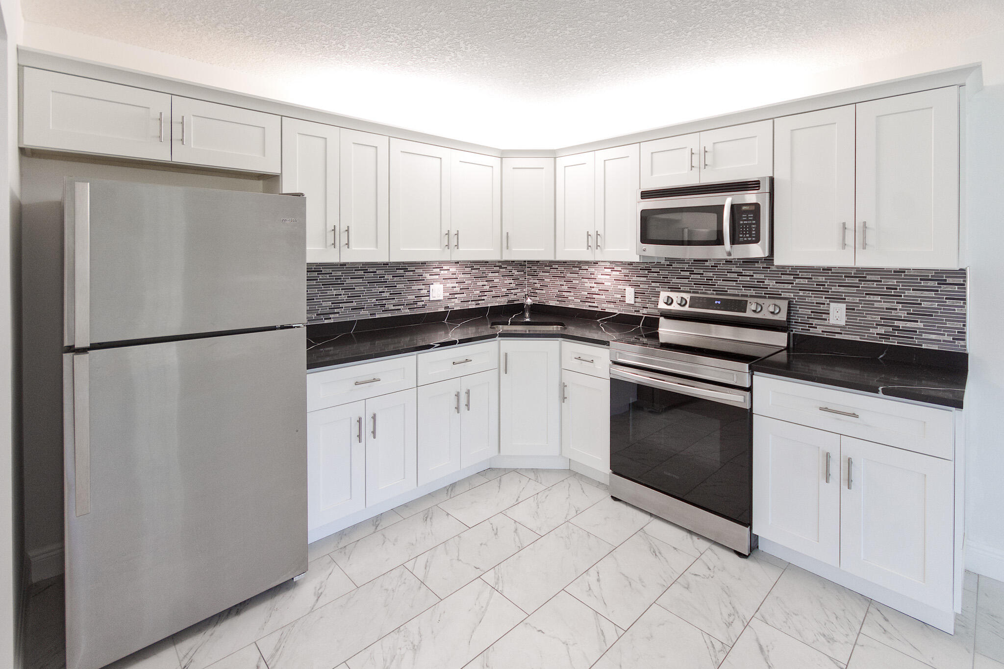 PINE RIDGE AT HAVERHILL CONDO - Residential