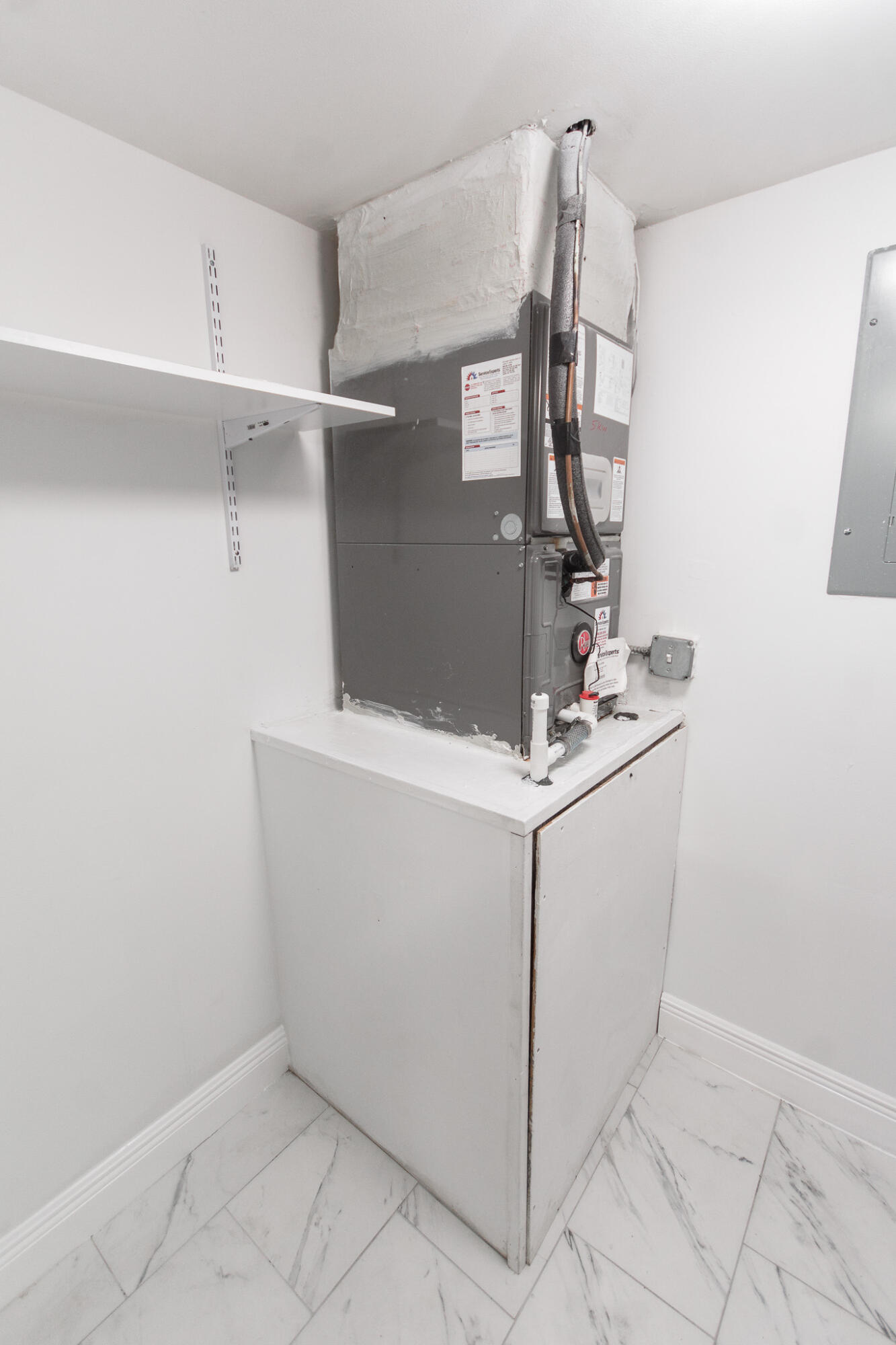 PINE RIDGE AT HAVERHILL CONDO - Residential