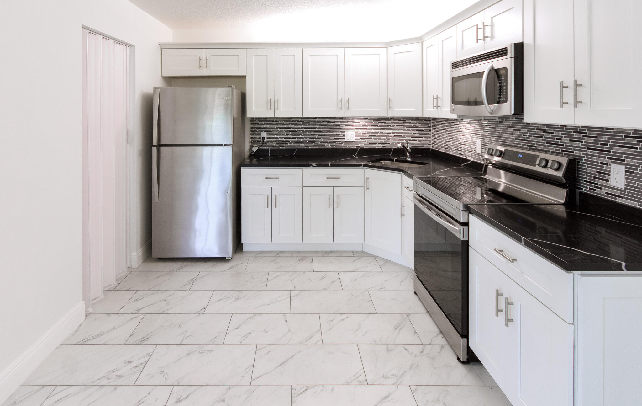 PINE RIDGE AT HAVERHILL CONDO - Residential