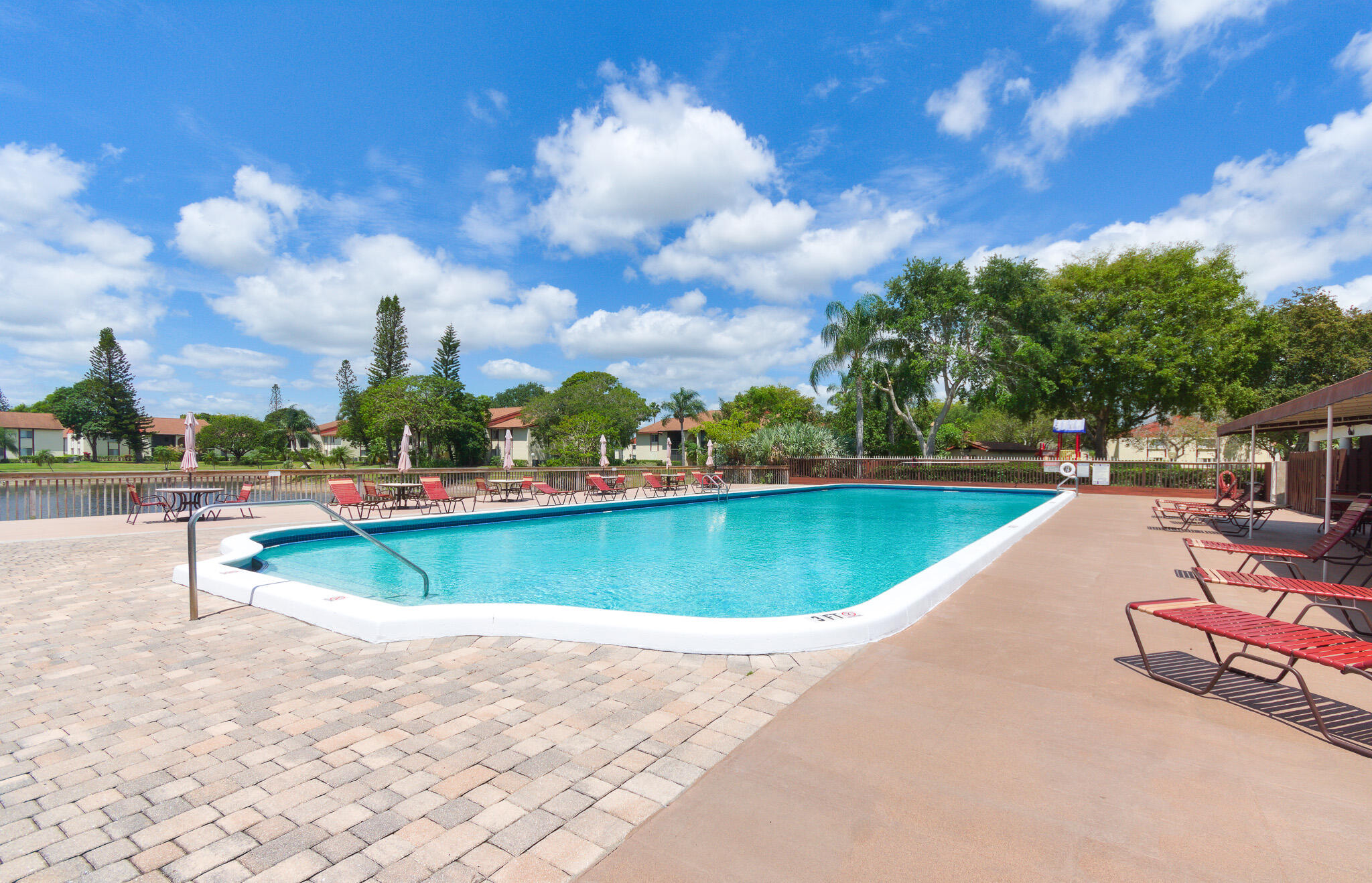 PINE RIDGE AT HAVERHILL CONDO - Residential