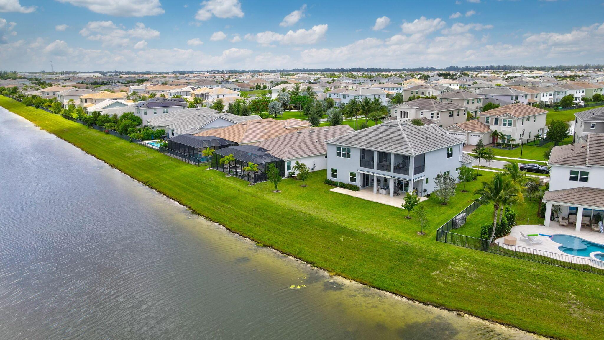 GROVES OF WESTLAKE PHASE - Residential Lease