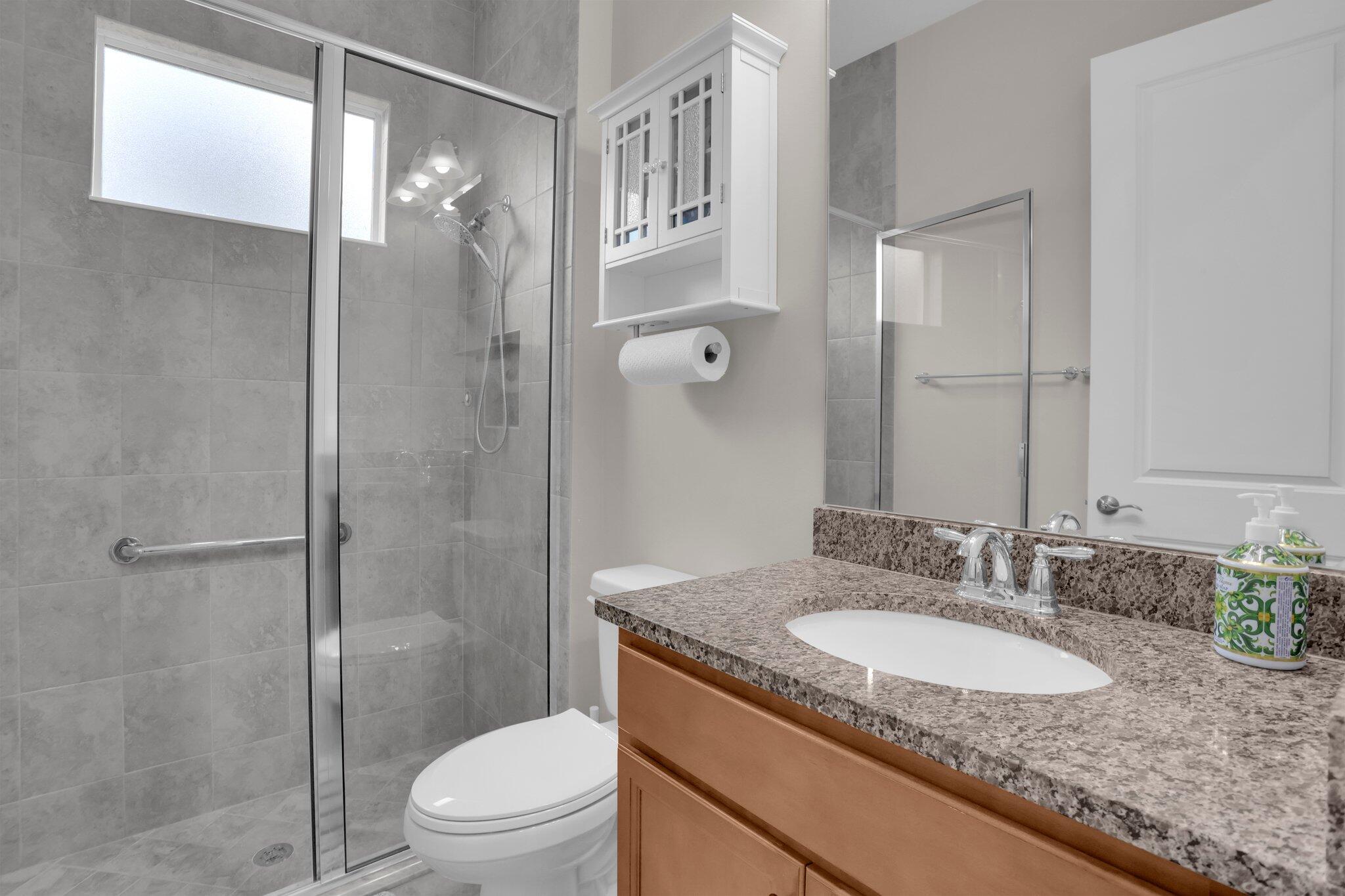 GROVES OF WESTLAKE PHASE - Residential Lease