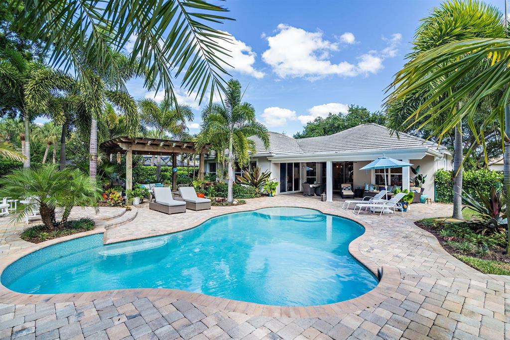 HERITAGE OAKS - Residential Lease