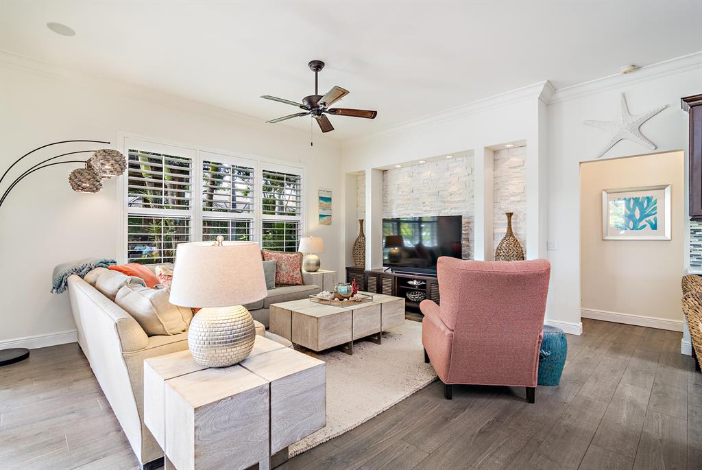 HERITAGE OAKS - Residential Lease