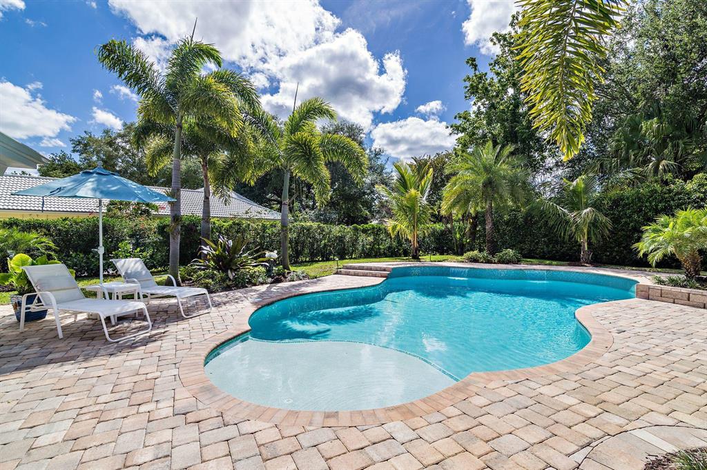 HERITAGE OAKS - Residential Lease