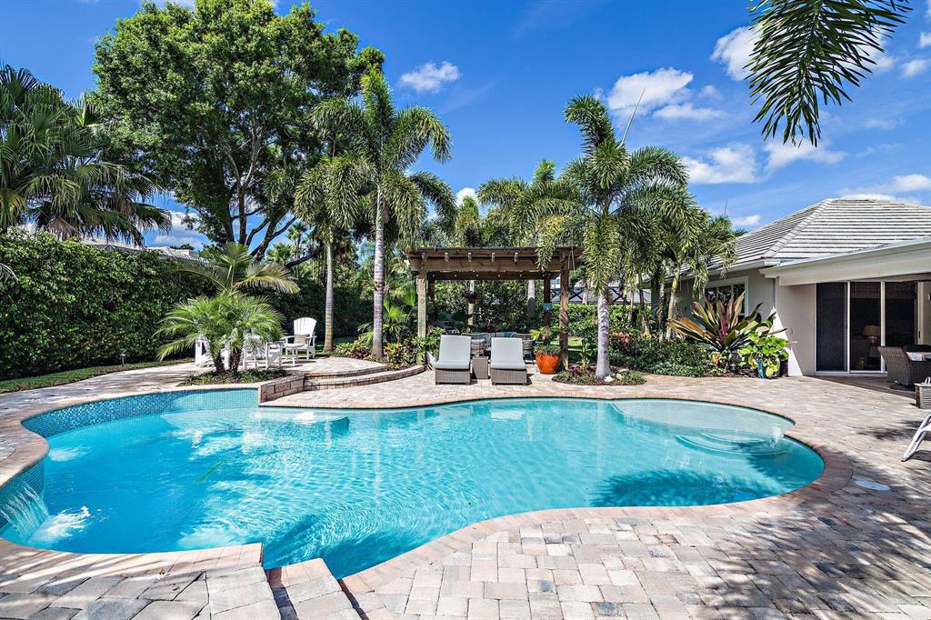 HERITAGE OAKS - Residential Lease