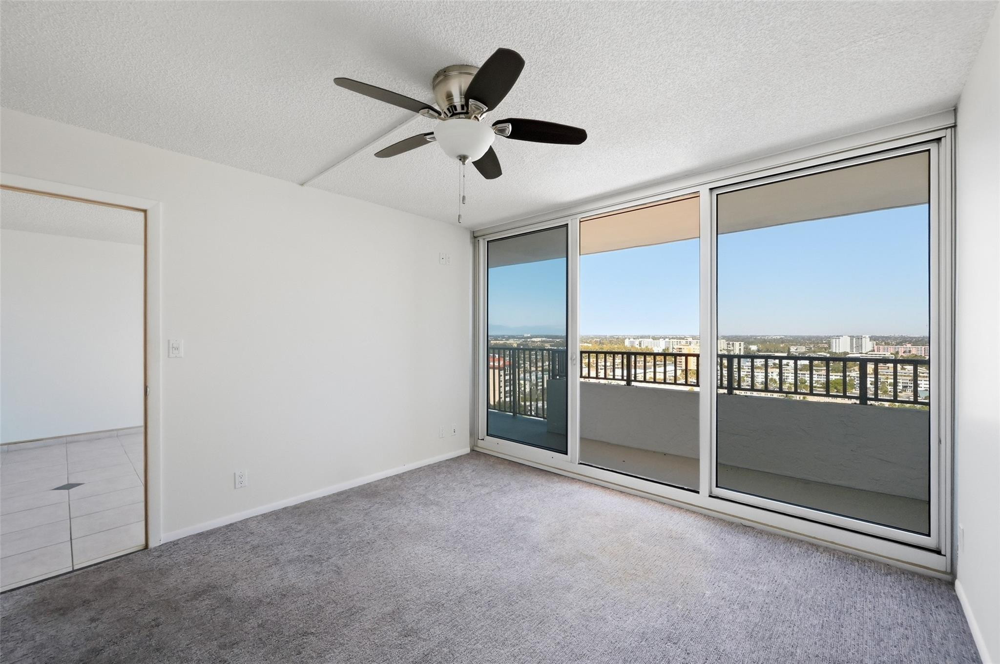 Silver Thatch - Residential