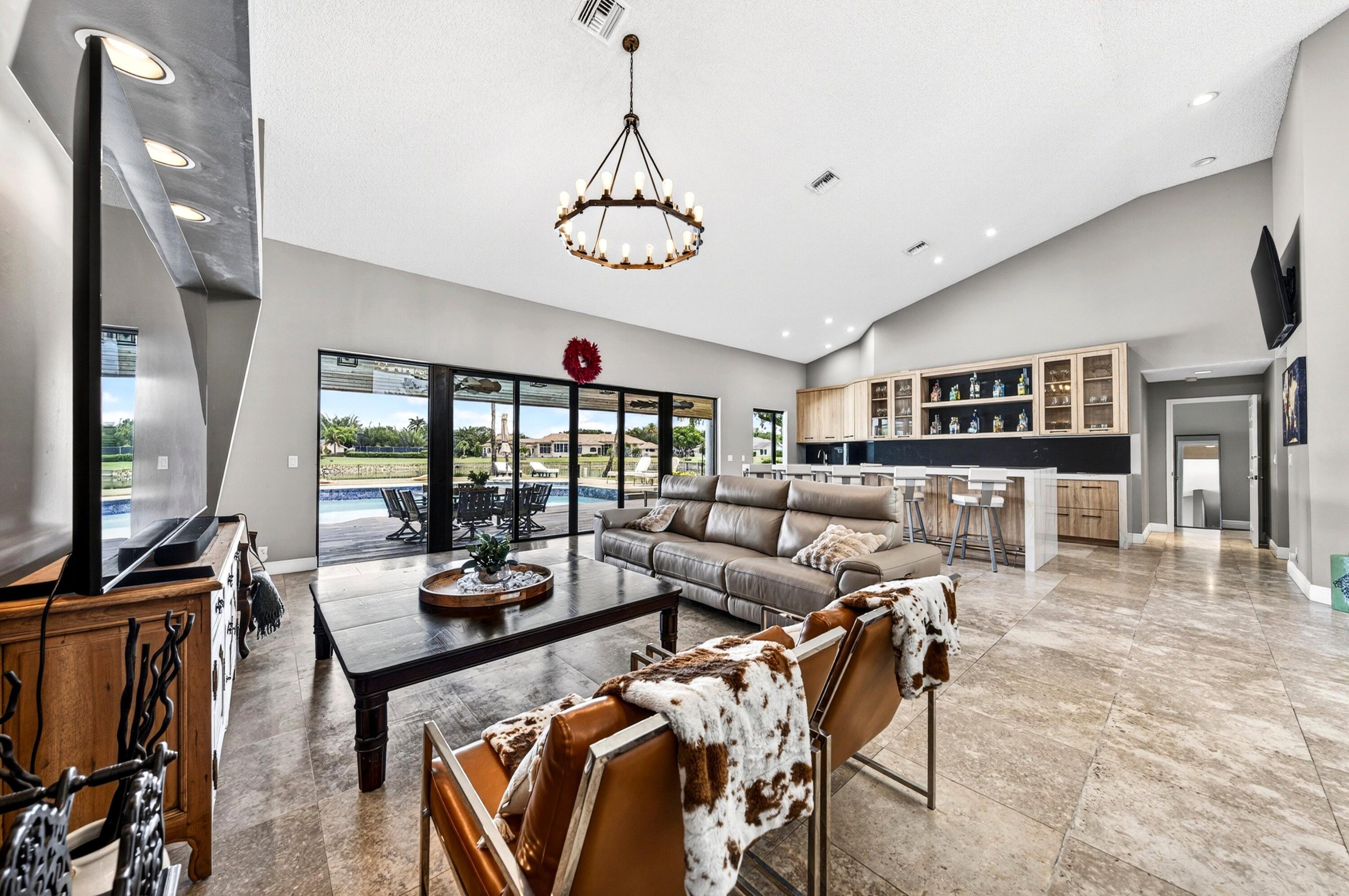 CYPRESS HEAD - Residential
