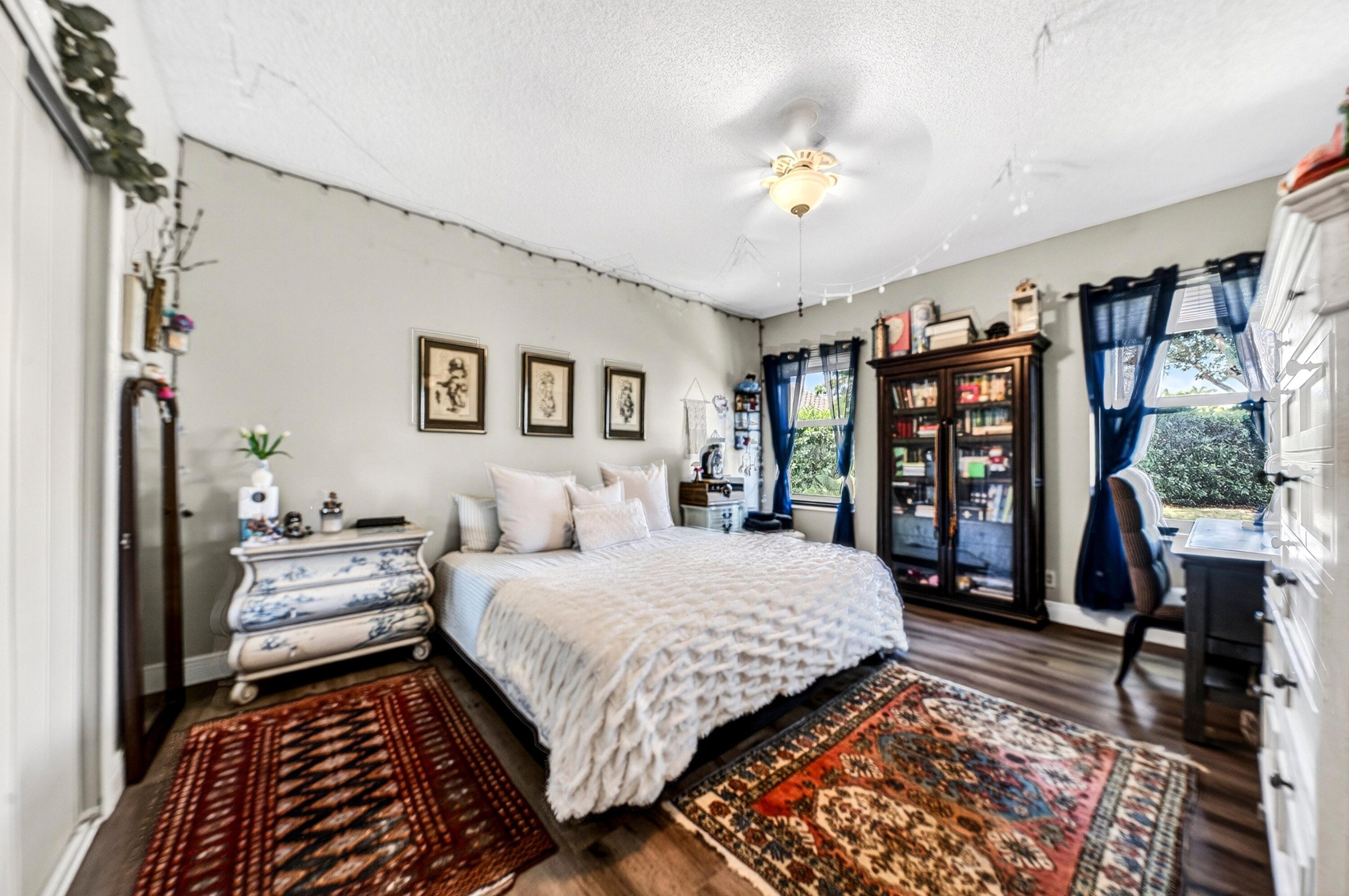 CYPRESS HEAD - Residential
