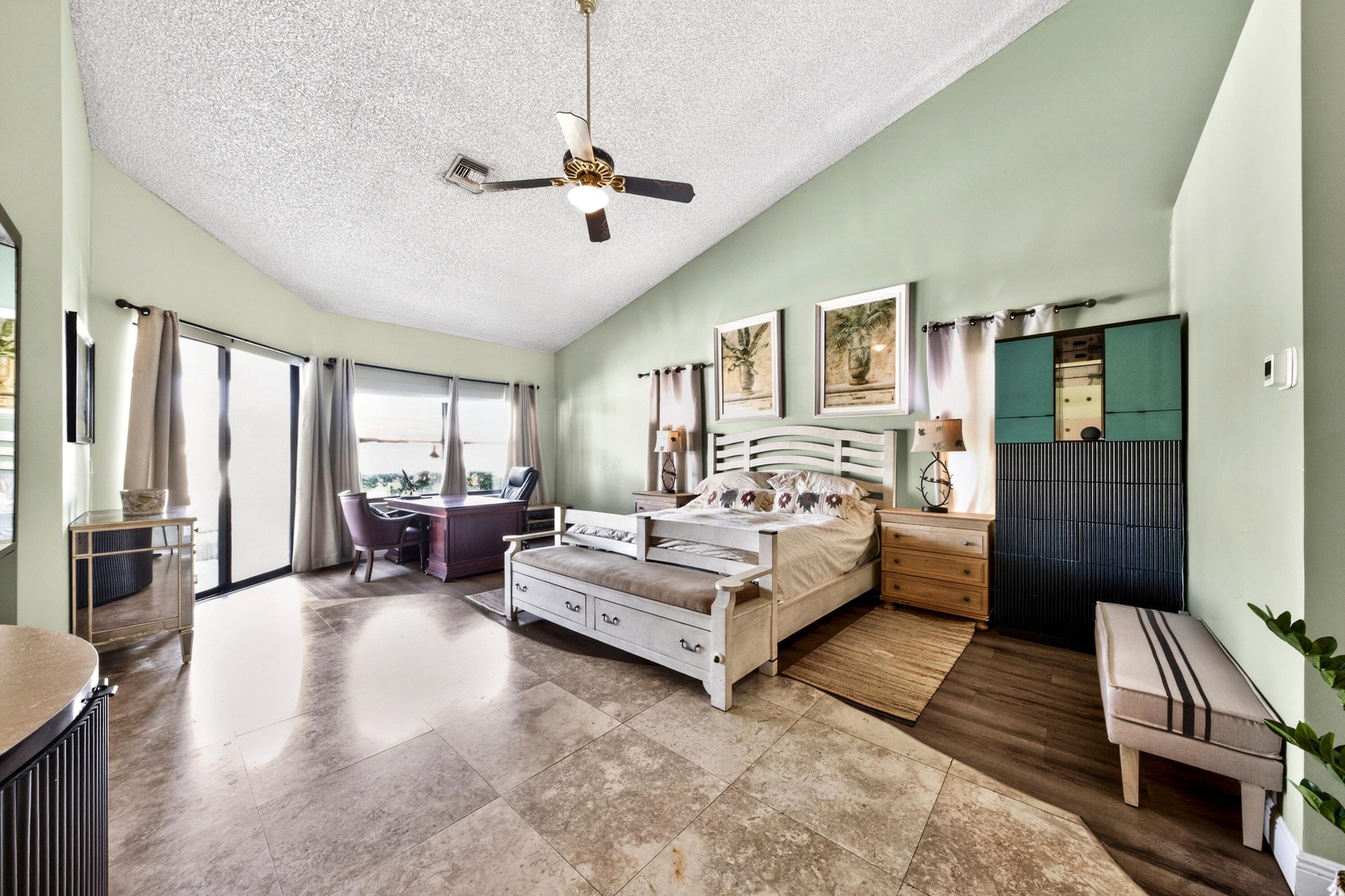 CYPRESS HEAD - Residential
