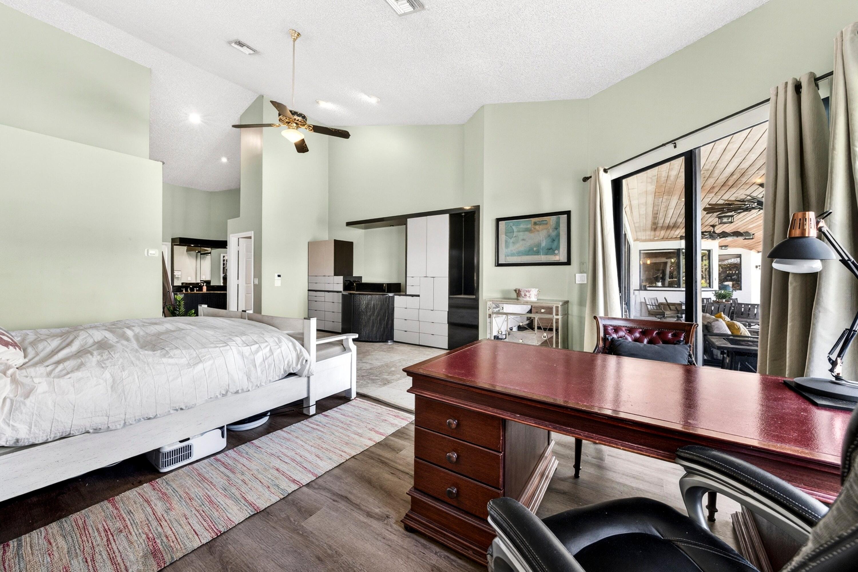 CYPRESS HEAD - Residential