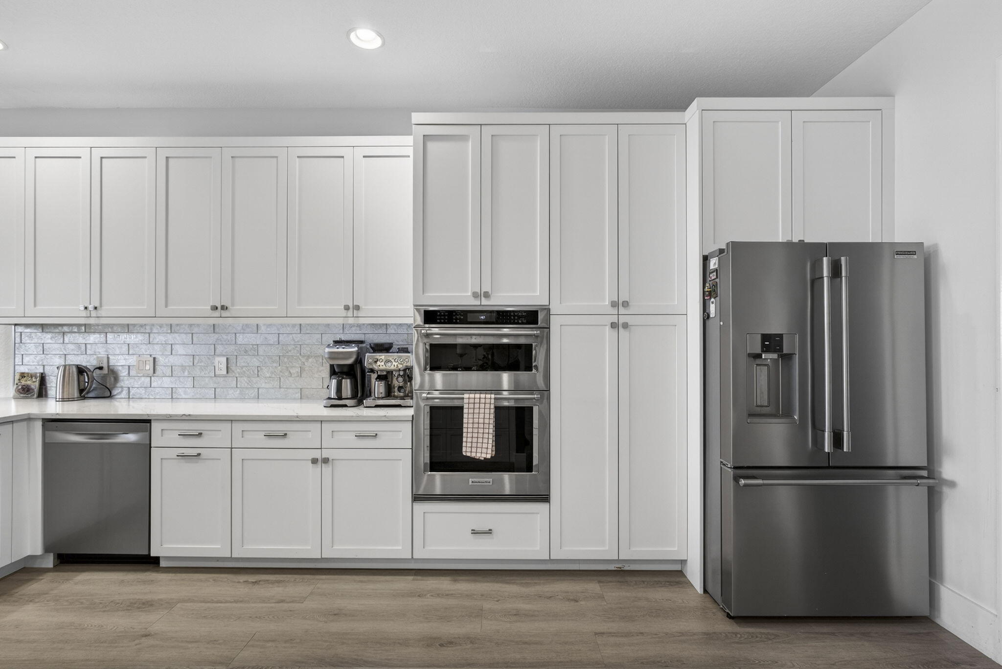 CARRIAGE POINTE TOWNHOMES - Residential