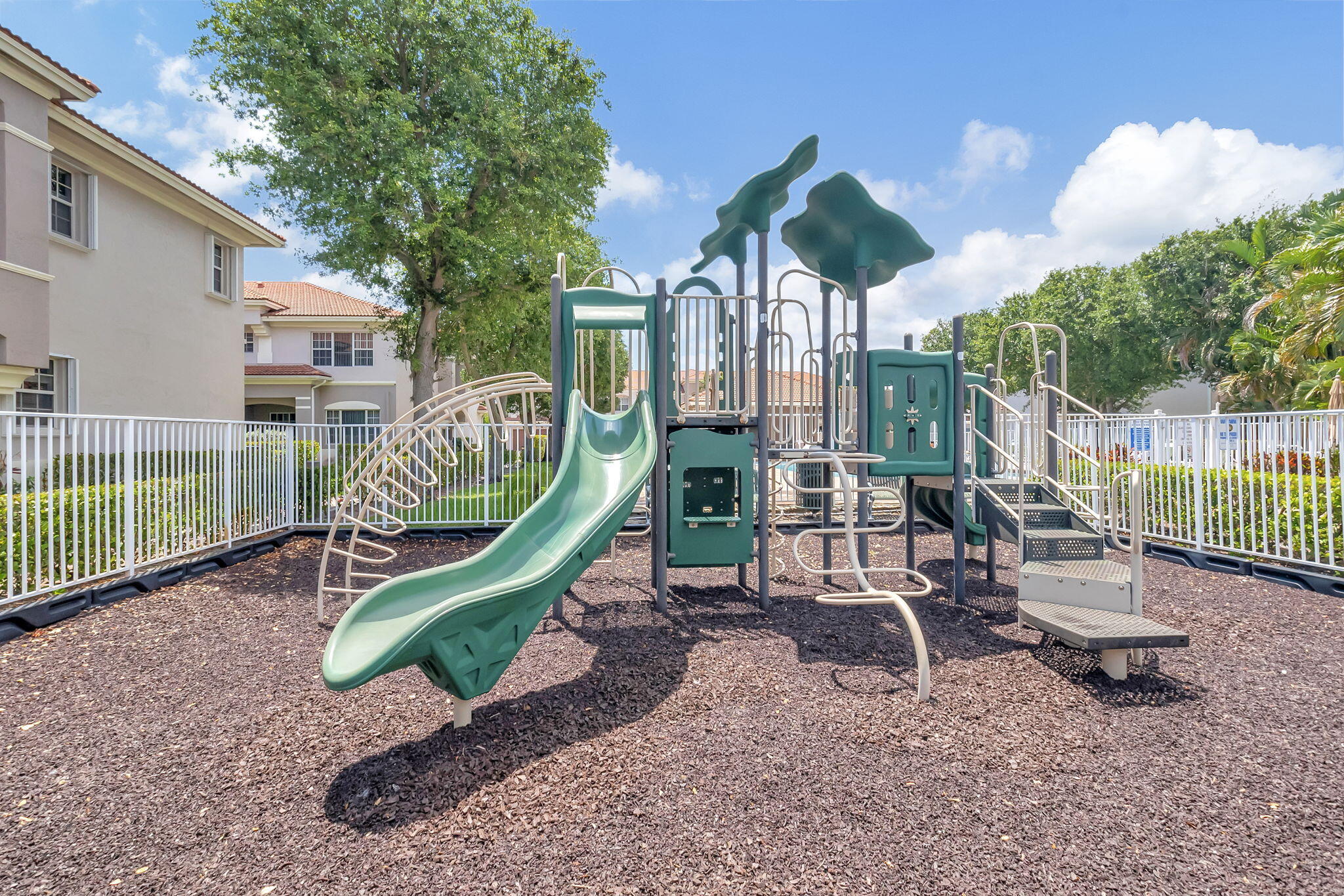 CARRIAGE POINTE TOWNHOMES - Residential