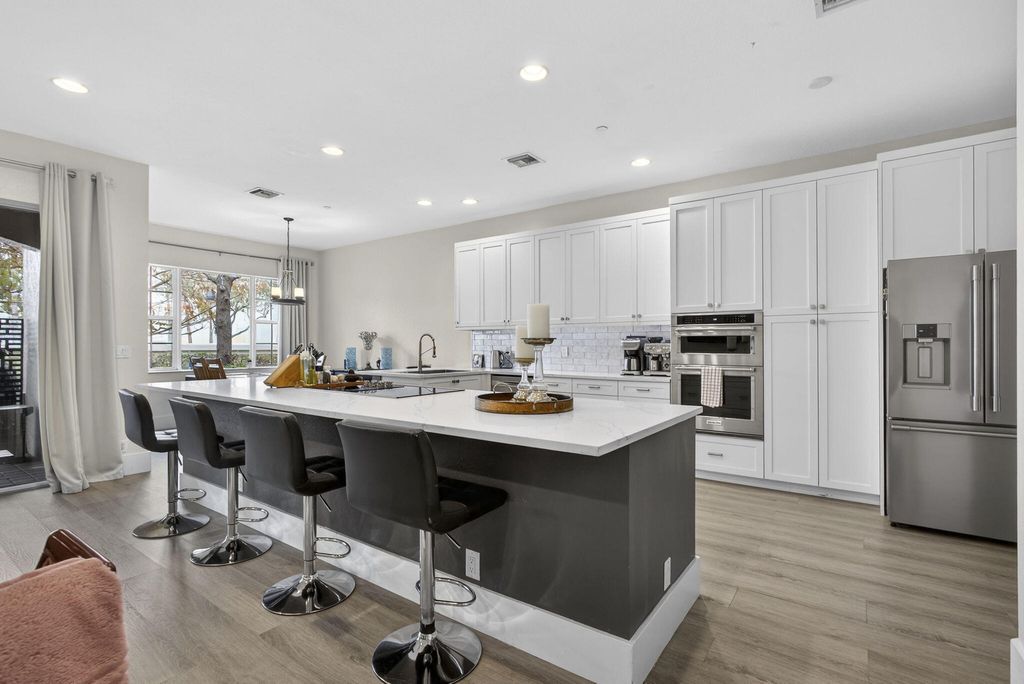 Photo of 12 Nottingham Place, Boynton Beach, FL 33426 (MLS # R11167006)