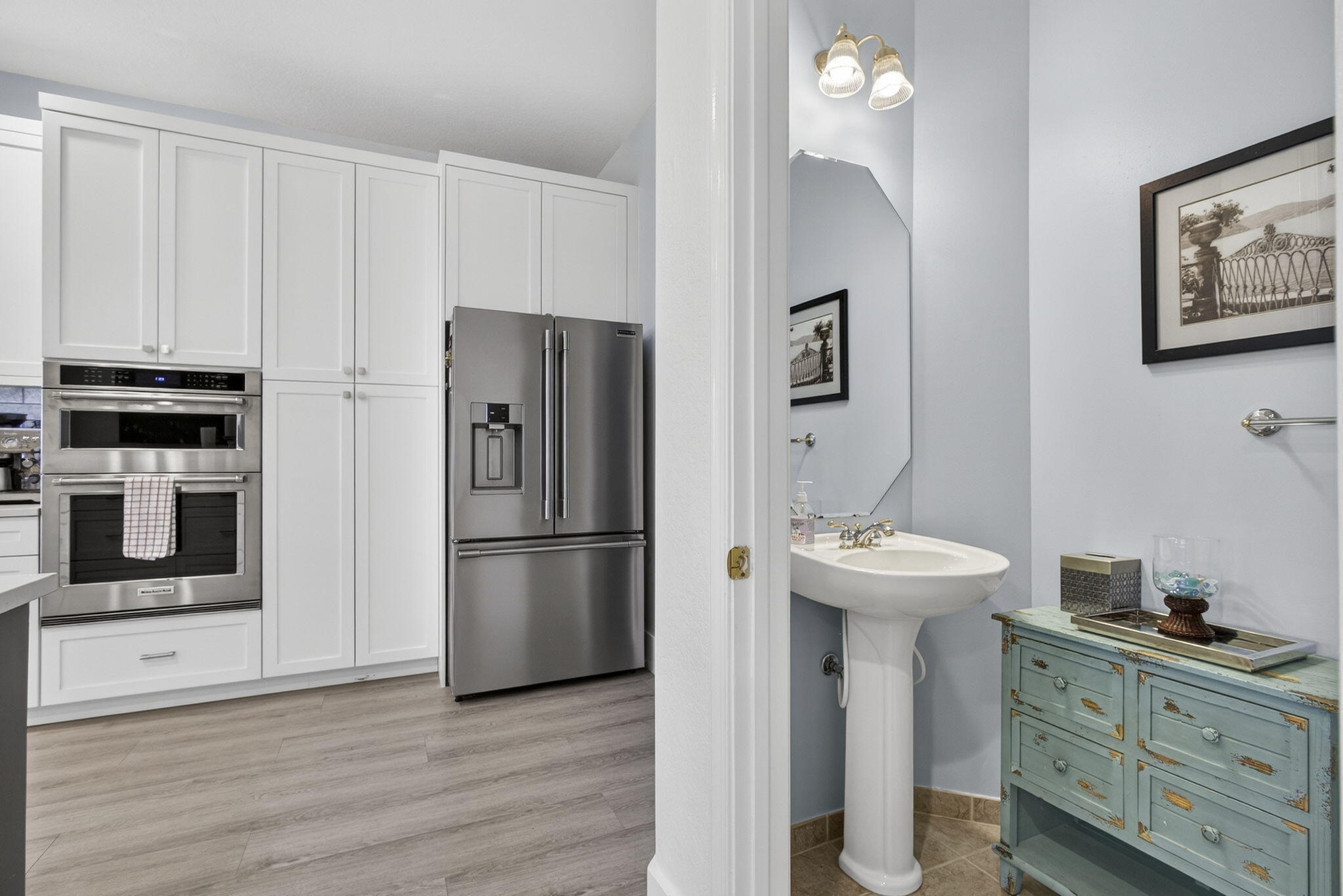 CARRIAGE POINTE TOWNHOMES - Residential