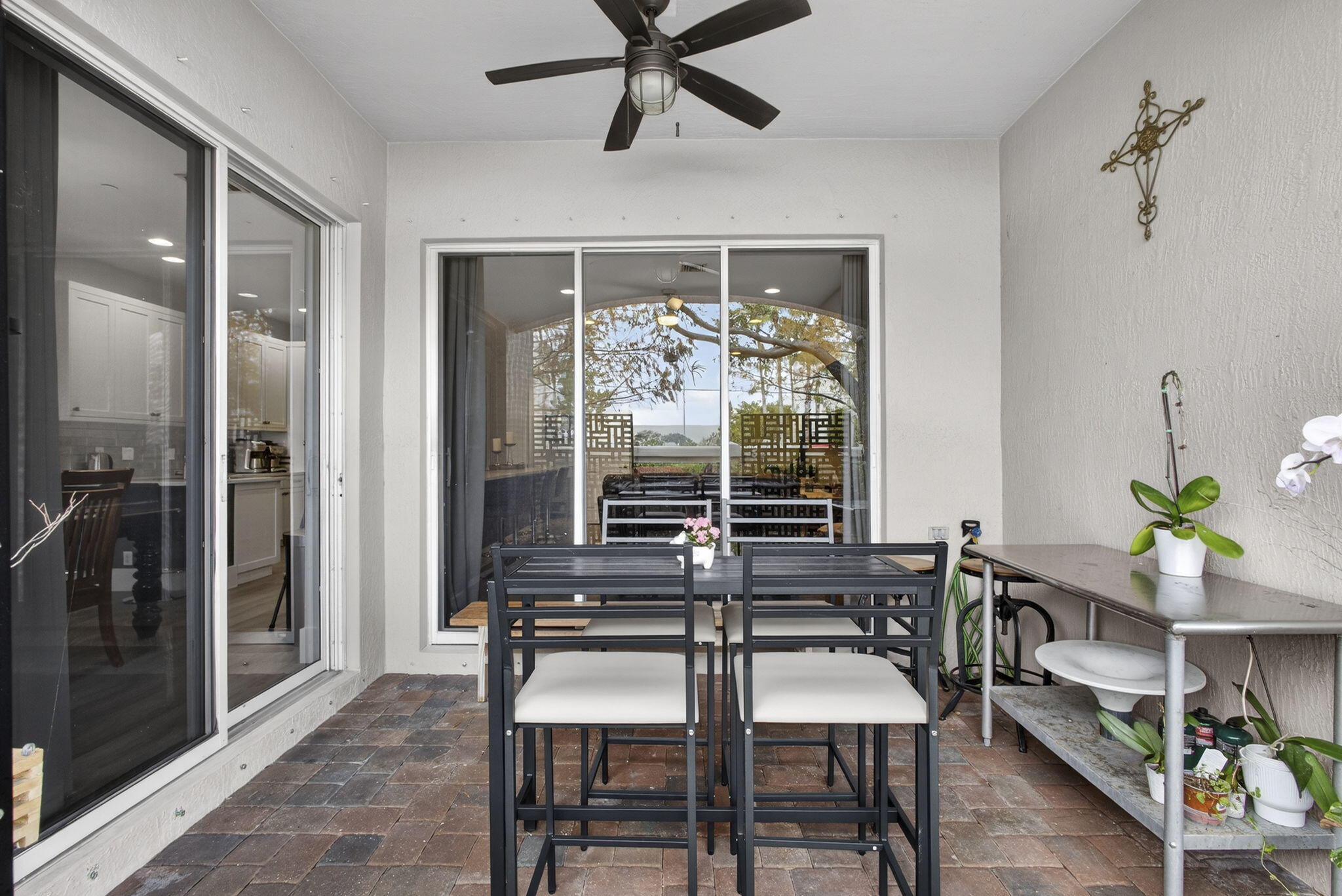 CARRIAGE POINTE TOWNHOMES - Residential