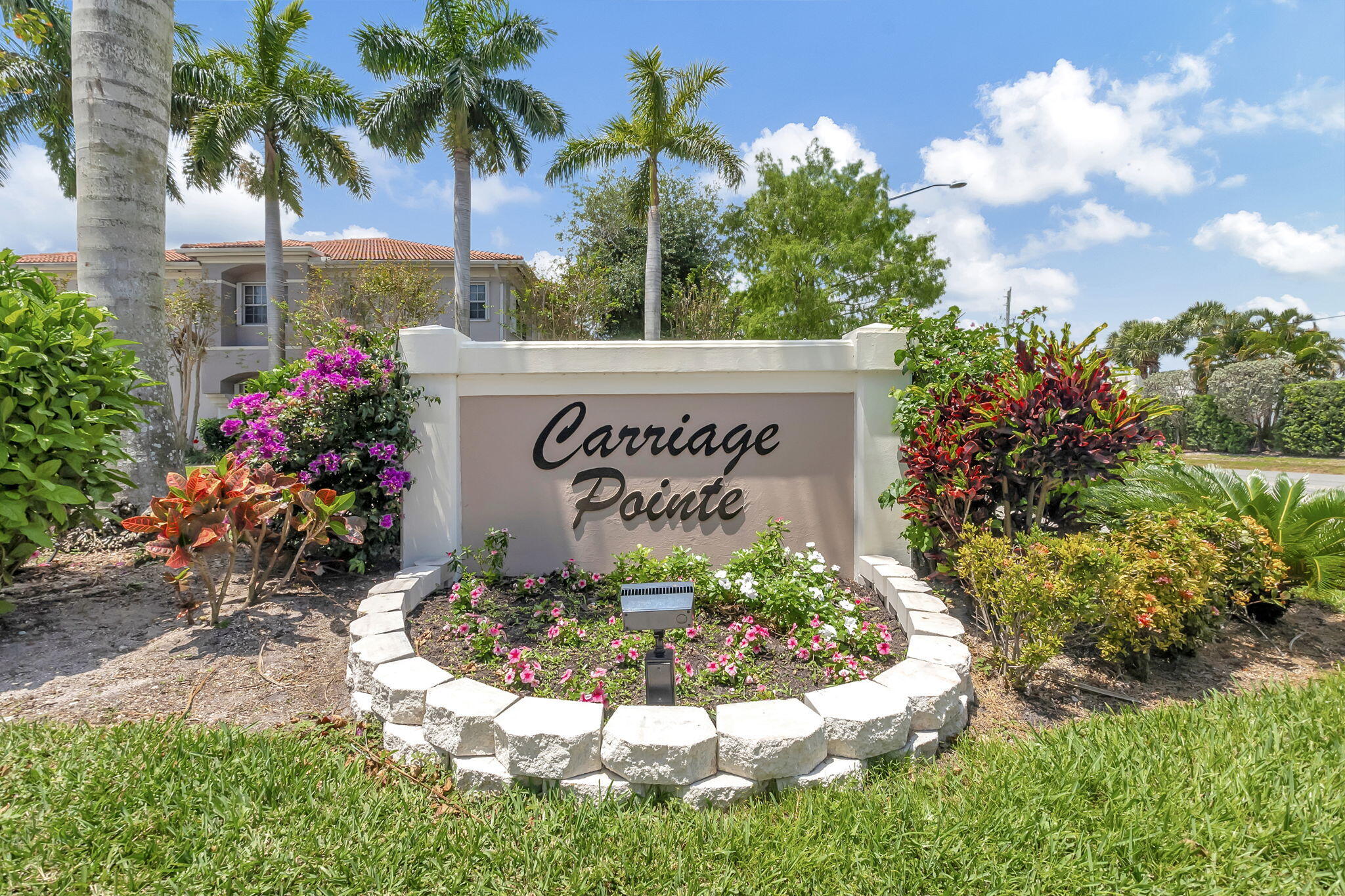 CARRIAGE POINTE TOWNHOMES - Residential