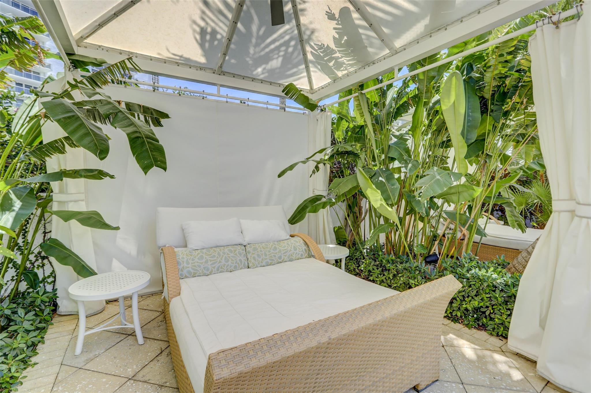 Sapphire Fort Lauderdale - Residential