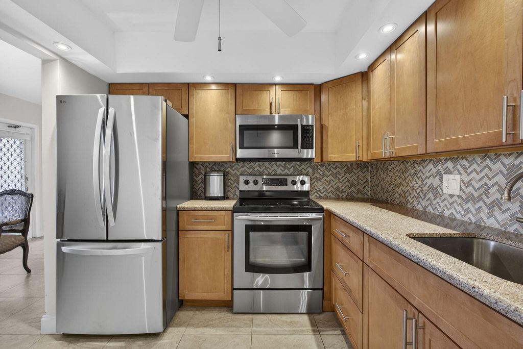 Photo of 361 Wellington J, West Palm Beach, FL 33417 (MLS # B26004035)