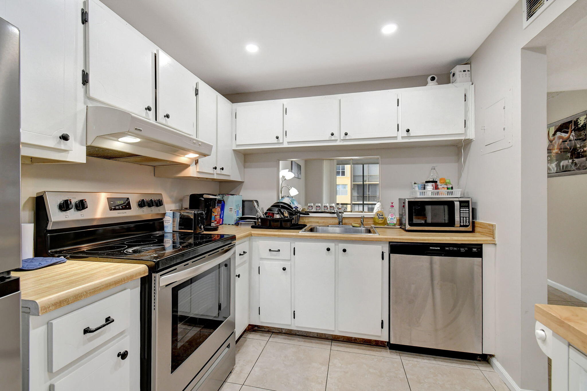 ISLAND CLUB ONE CONDO - Residential Lease