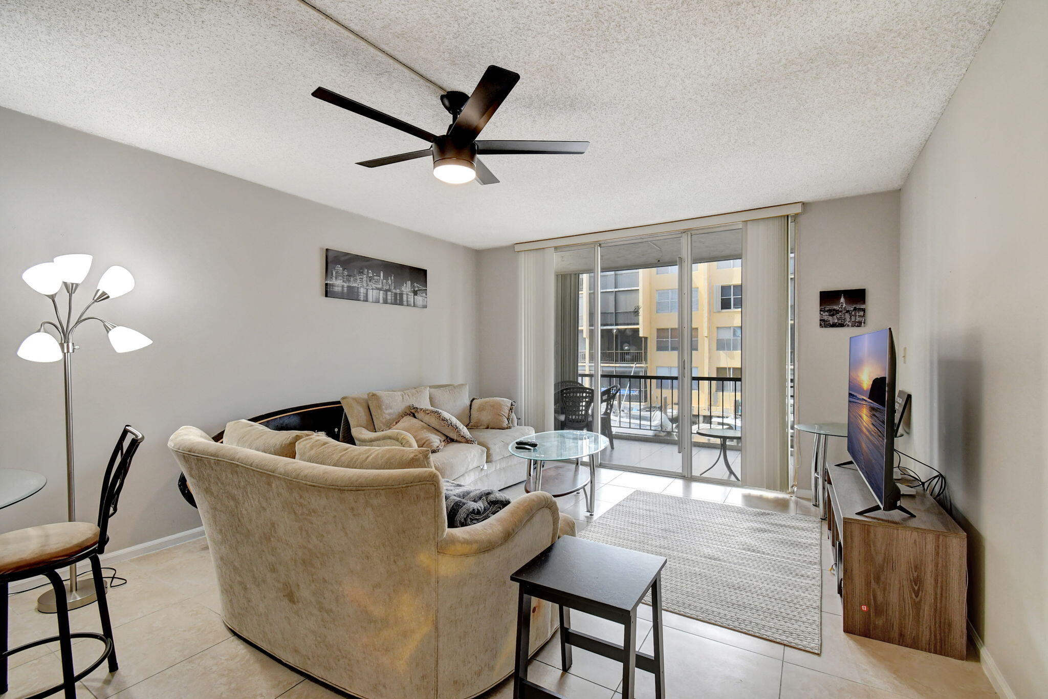 ISLAND CLUB ONE CONDO - Residential Lease