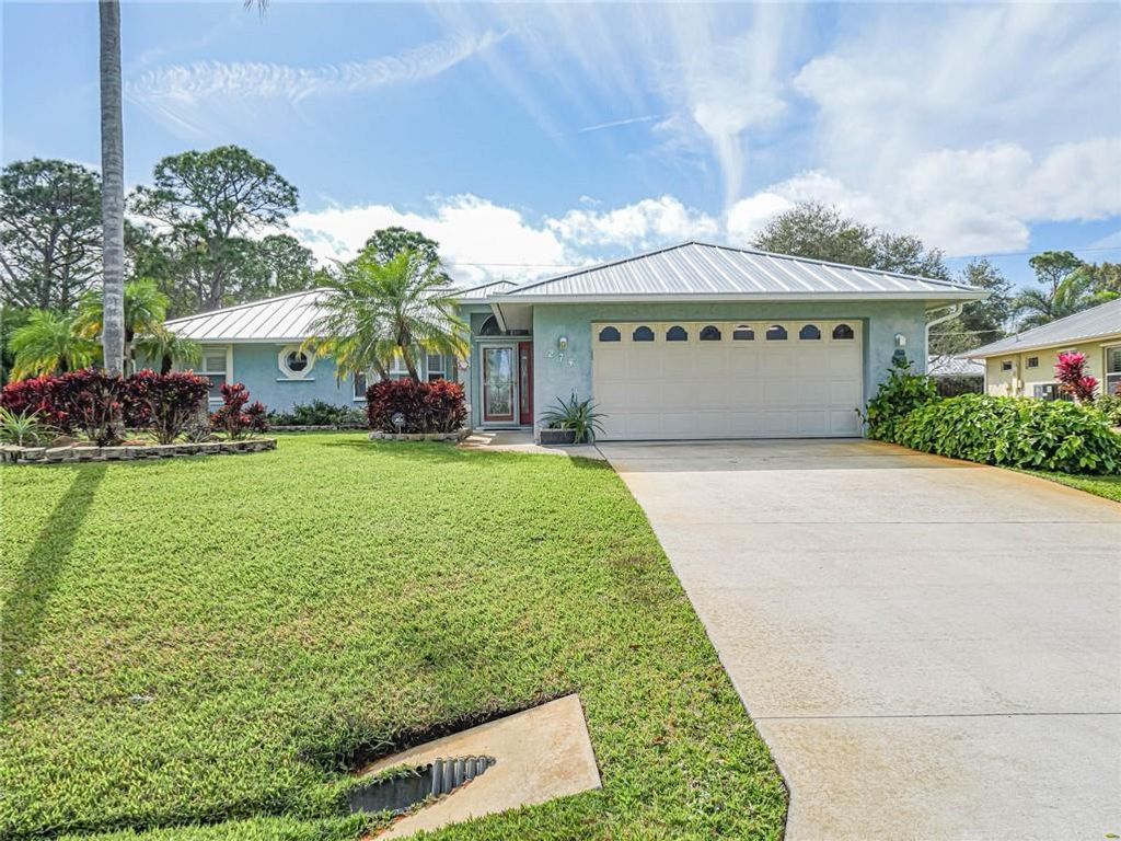 Photo of 274 Columbia Avenue, Sebastian, FL 32958 (MLS # R11055645)