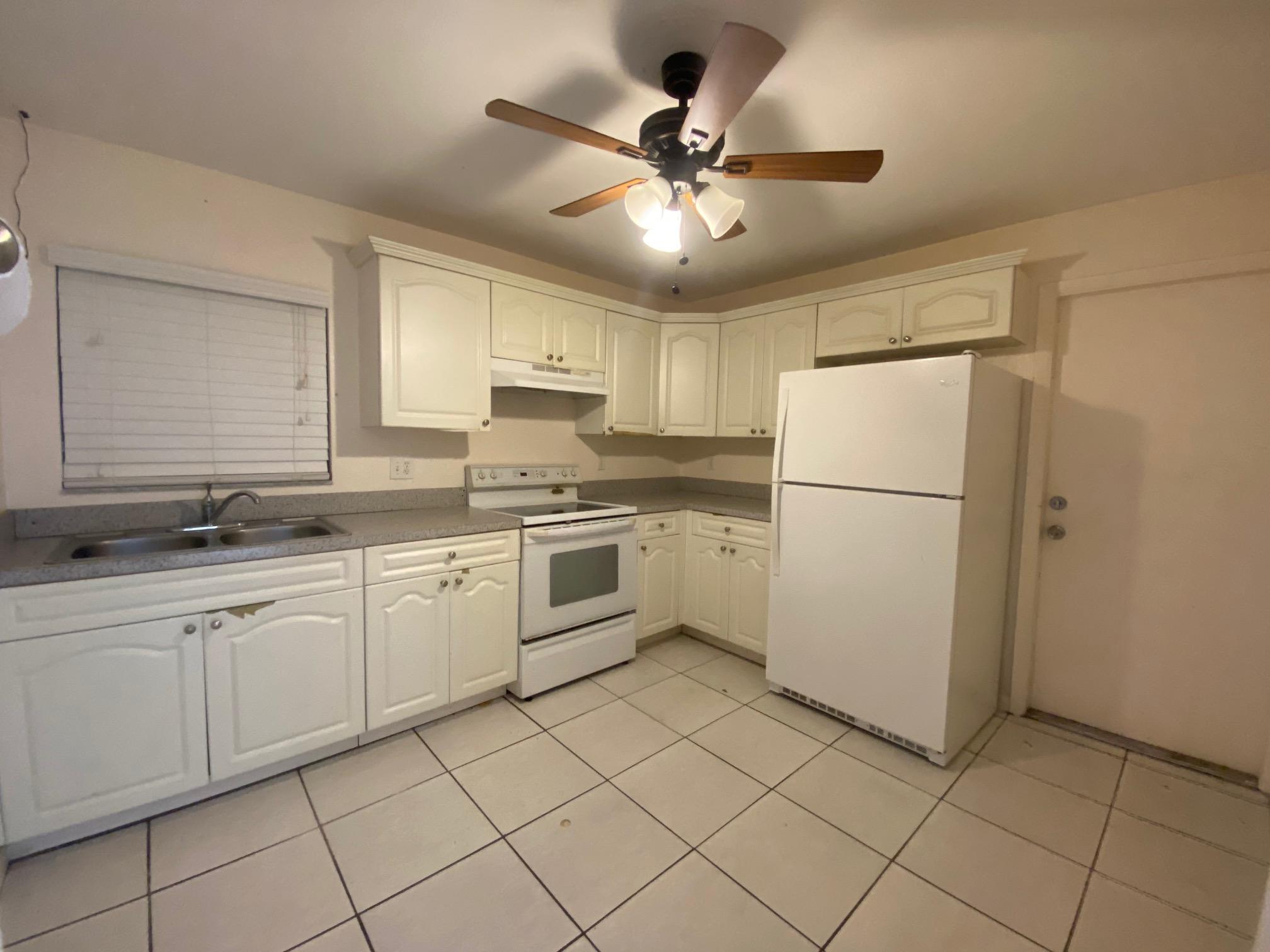 MOLPHUS HGTS - Residential