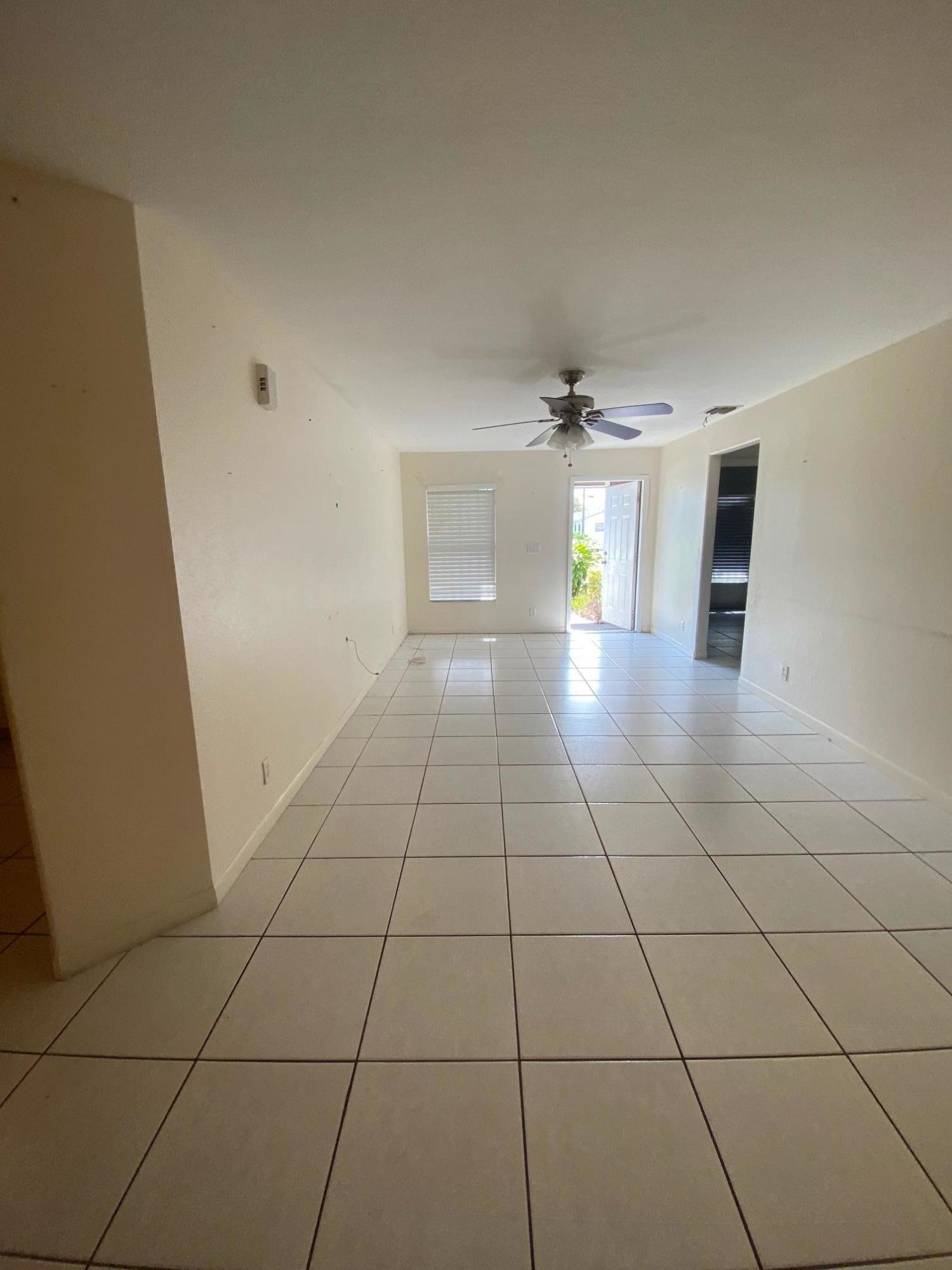 MOLPHUS HGTS - Residential