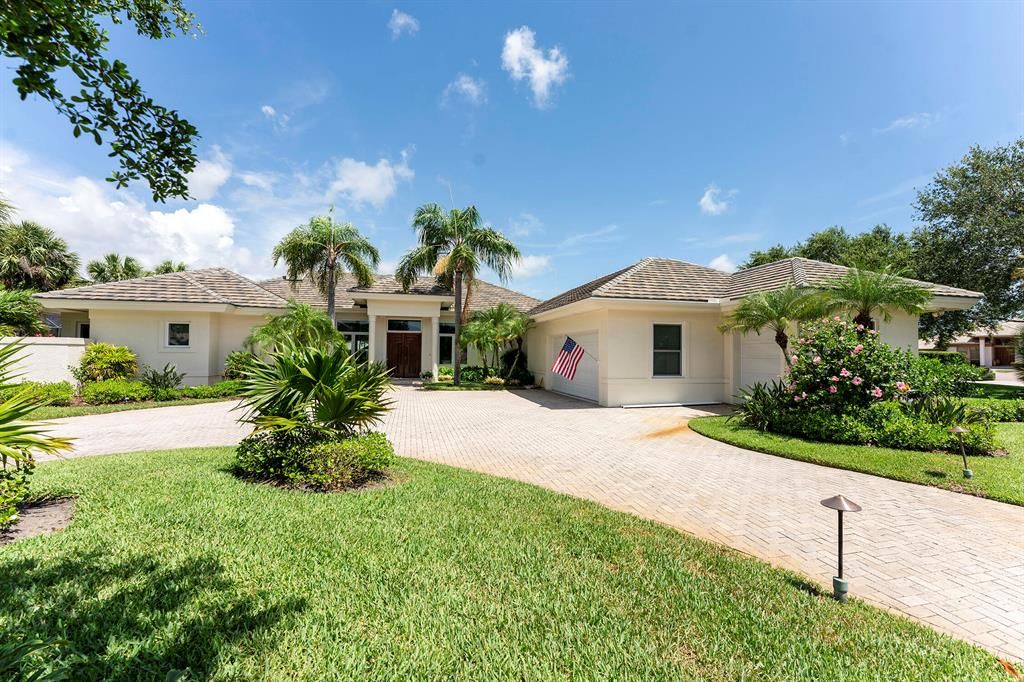 Photo of 5935 SE Congressional Place, Stuart, FL 34997 (MLS # R10721890)