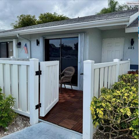 2641 Gately Drive W 605 West Palm Beach FL 33415