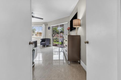 Tiny photo for 994 NW 93rd Avenue, Plantation, FL 33324 (MLS # B26036236)