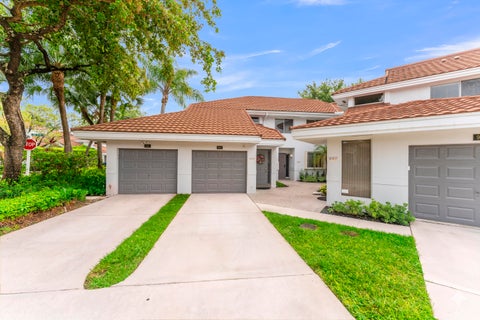 Tiny photo for 994 NW 93rd Avenue, Plantation, FL 33324 (MLS # B26036236)