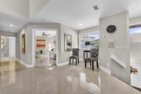 Tiny photo for 994 NW 93rd Avenue, Plantation, FL 33324 (MLS # B26036236)